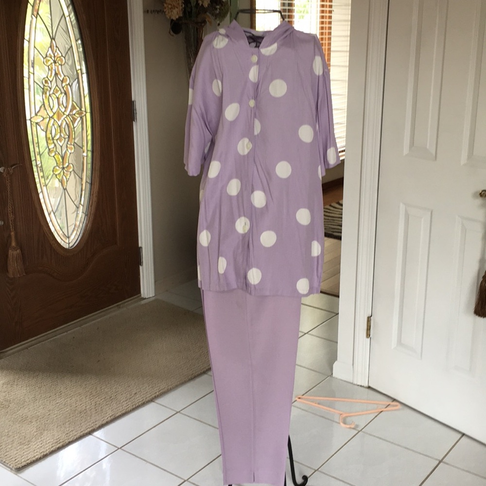 Suit 2 piece pants and top new